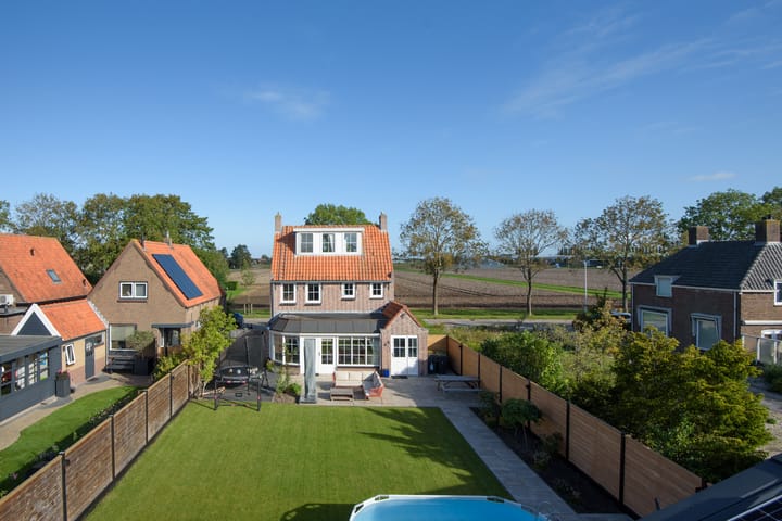 Walewegje 6 in Strijen foto