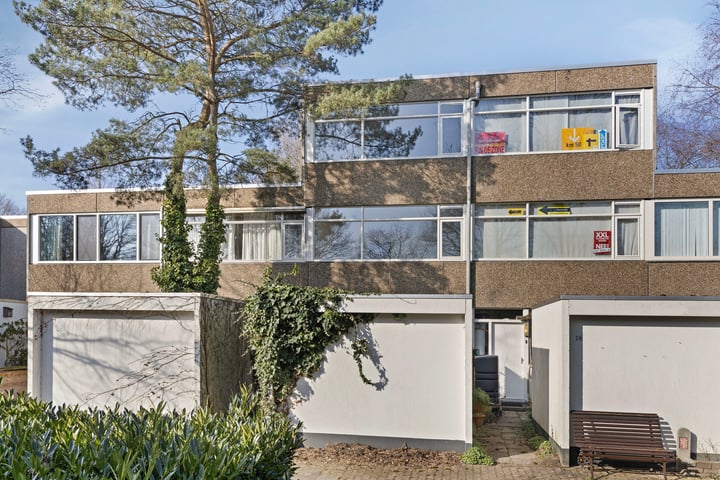 Waleweinlaan 30 in Geldrop foto