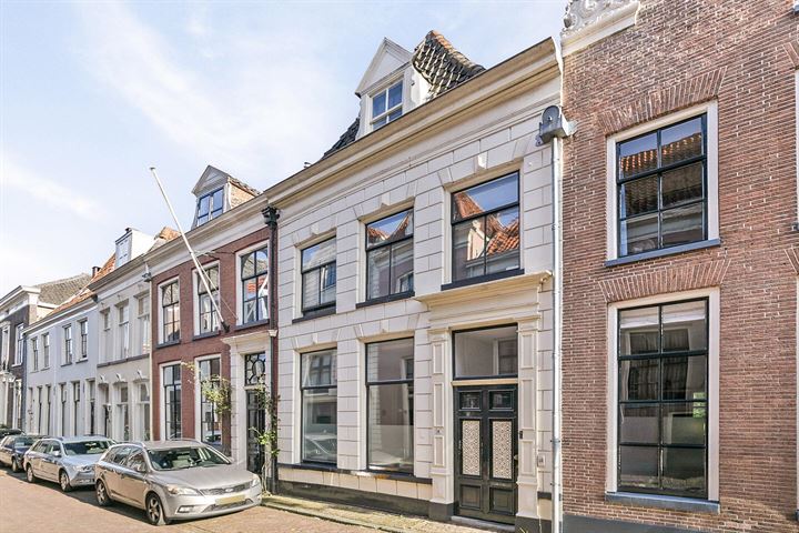 Walstraat 18 in Zwolle foto