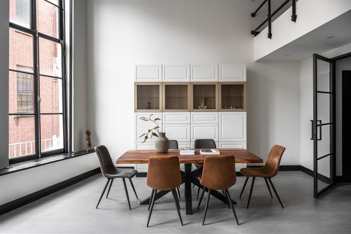 Warmoesstraat 139B in Amsterdam foto