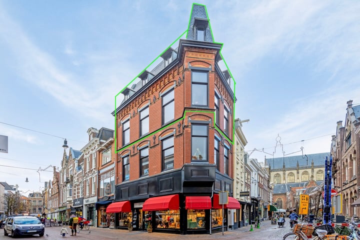 Warmoesstraat 30B in Haarlem foto