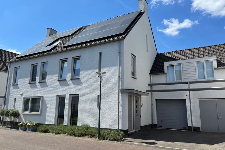 Wastronahof 4 in Nuenen foto