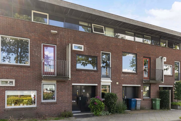 Waterlei 50 in Apeldoorn foto