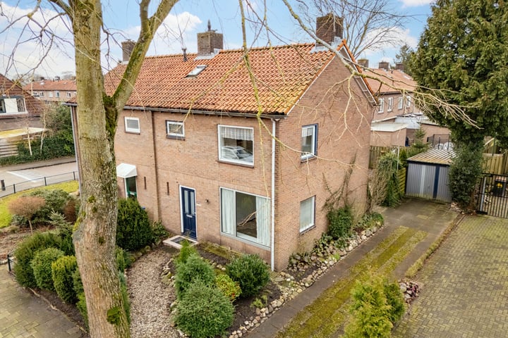 Waterweg 34 in Renkum foto