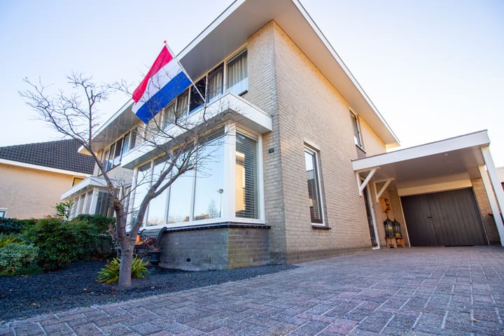 Weder 18 in Midwoud foto