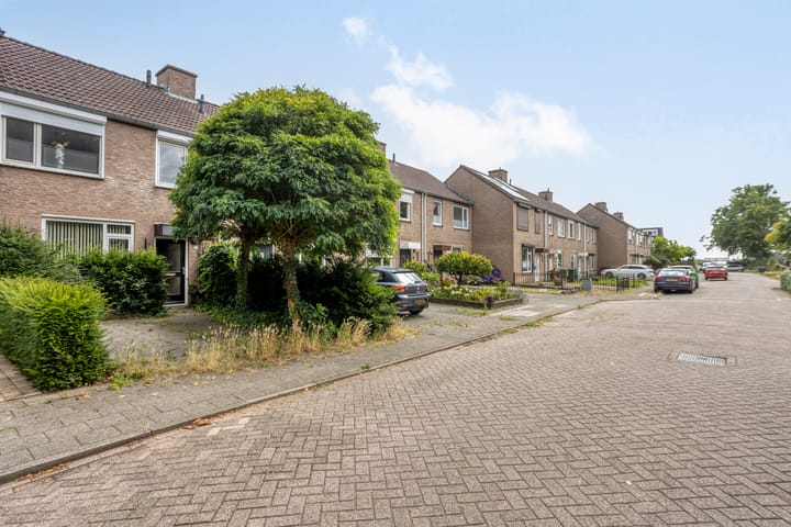 Wederikstraat 5 in Reuver foto