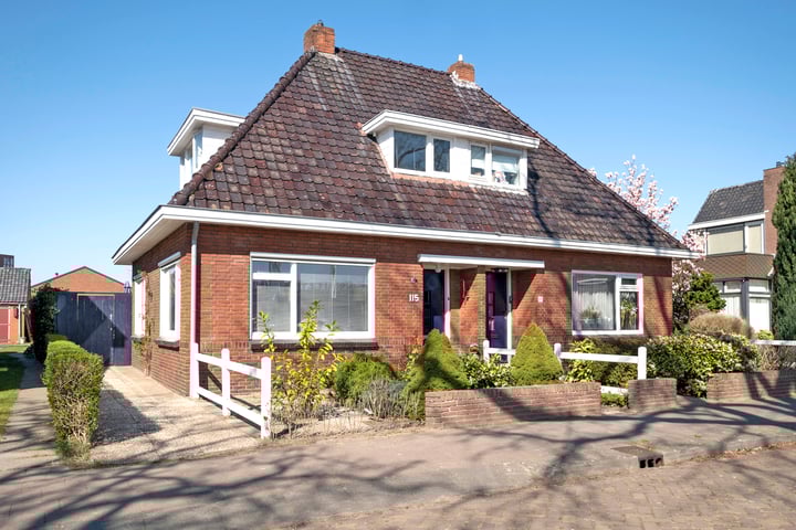 Weerdingerstraat 115 in Emmen foto