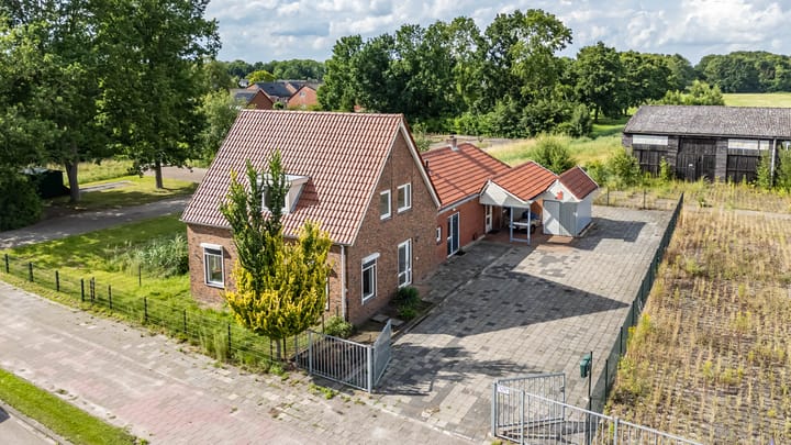 Weg naar den Dam 3 in Delfzijl foto