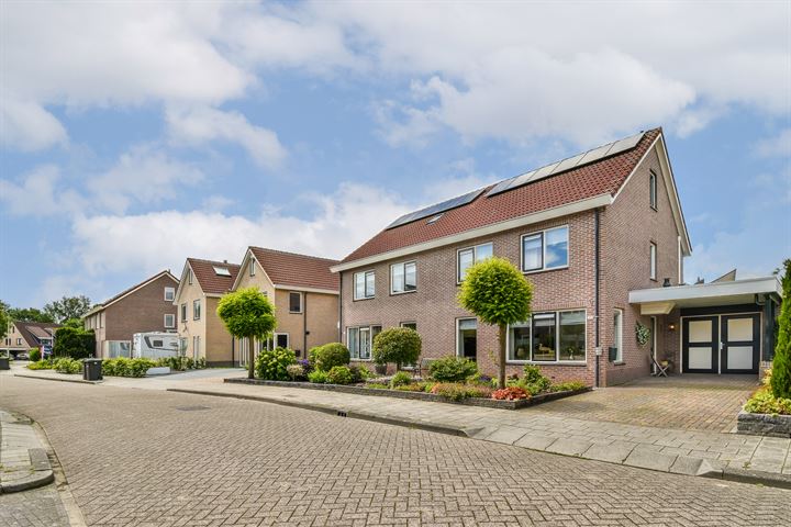Weidelaan 261 in Raalte foto