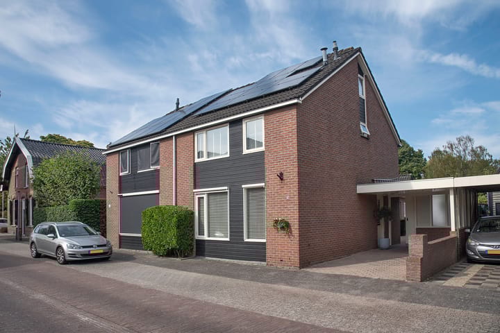 Weijerdstraat 26 in Rijssen foto