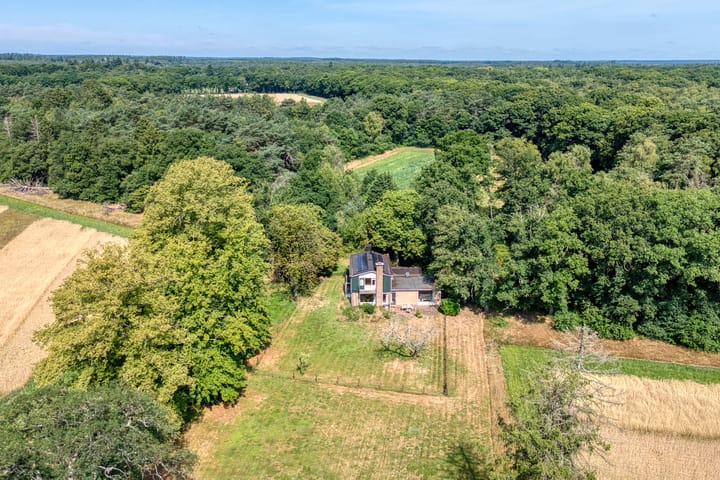 Wekeromseweg 2 in Arnhem foto