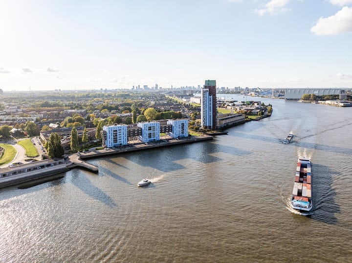 Werfkade 55 in Ridderkerk foto