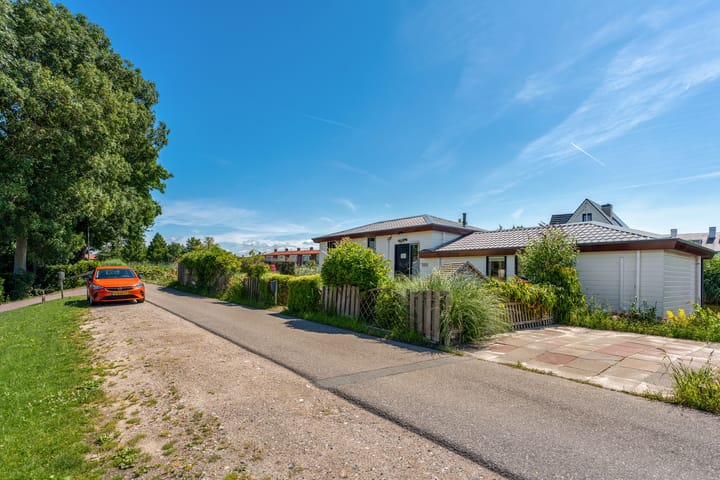 West Ringdijk 105 in Moordrecht foto