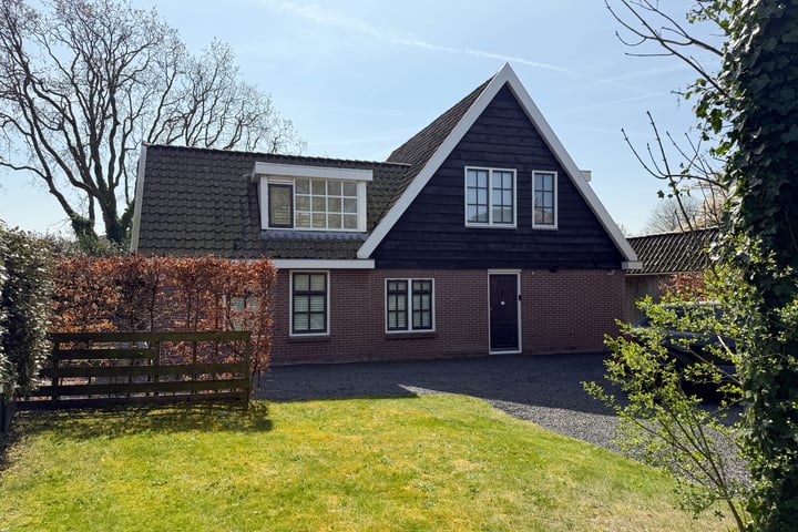 Westerweg 71 in Bergen (NH) foto