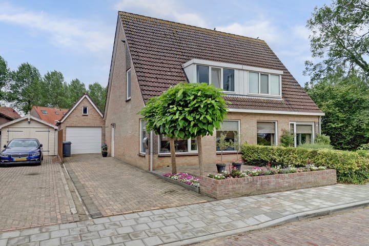 Weststraat 27 in Kortgene foto