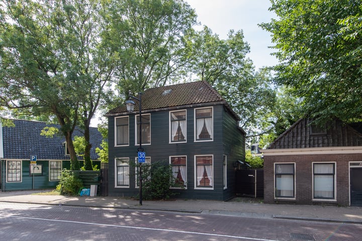 Westzijde 189 in Zaandam foto