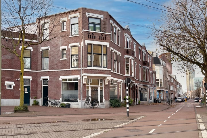 Weteringplein 4 in 's-Gravenhage foto