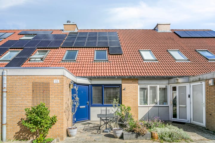 Wethouder In 't Veldstraat 126 in Amsterdam foto