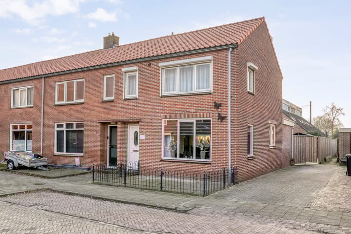 Wethouder Robaardstraat 22 in Hoogeveen