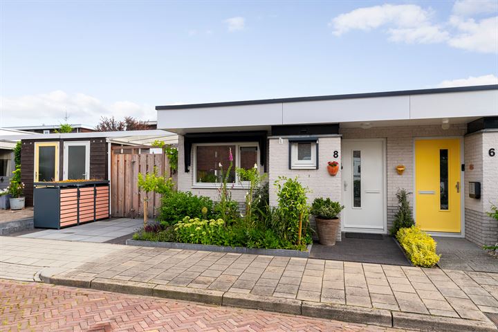 Wethouder Sandersstraat 8 in Eerbeek foto