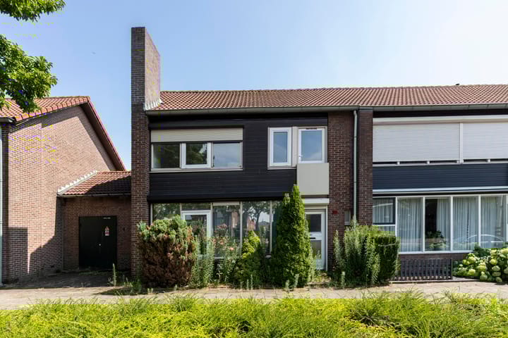 Wethouder van Wellaan 36 in Helmond foto