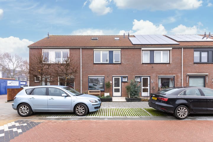 Wezenland 193 in Wormer foto