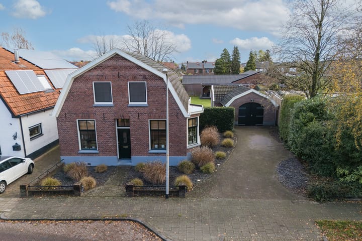 Wheemerstraat 11 in Neede foto