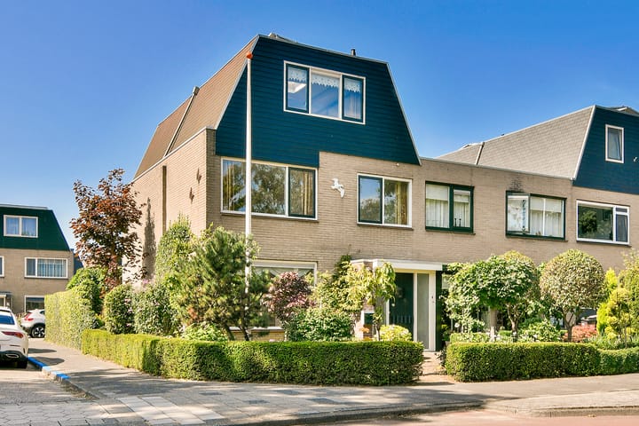 Wieger Bruinlaan 58 in Hoofddorp foto