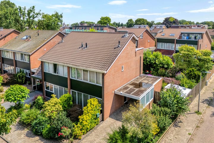 Wielewaalstraat 26 in Hardenberg foto