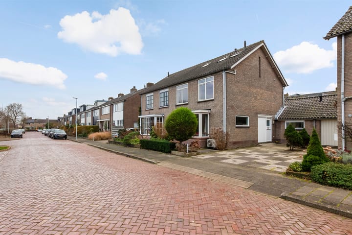 Wijnant Nuijenstraat 23 in Woerden foto