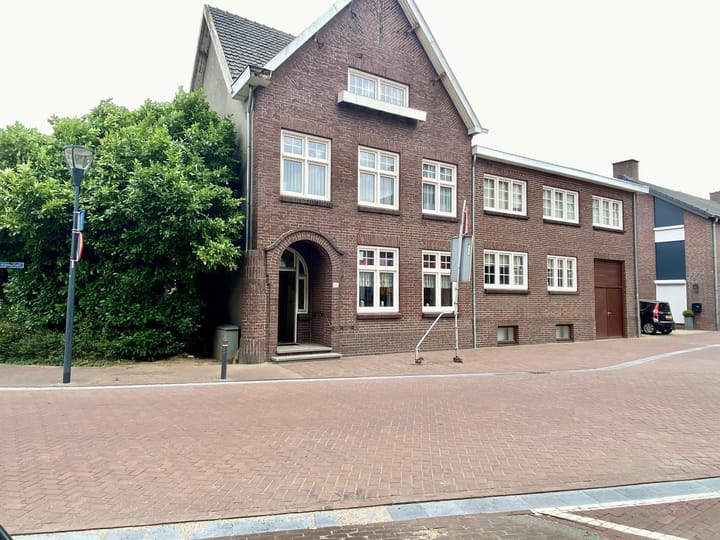 Wijnstraat 68 in Echt foto