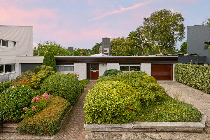 Wilgenlaan 4 in Rijnsburg foto