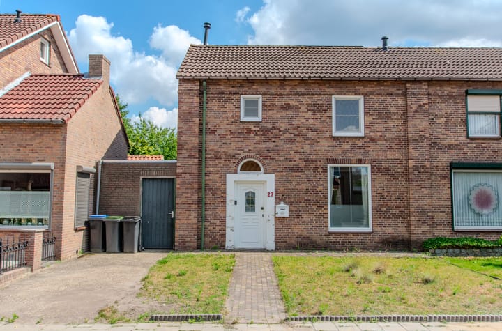 Wilhelmietenstraat 27 in Huijbergen foto