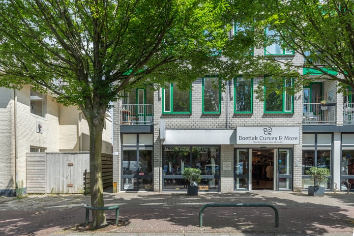 Wilhelminaplantsoen 11C in Bussum foto