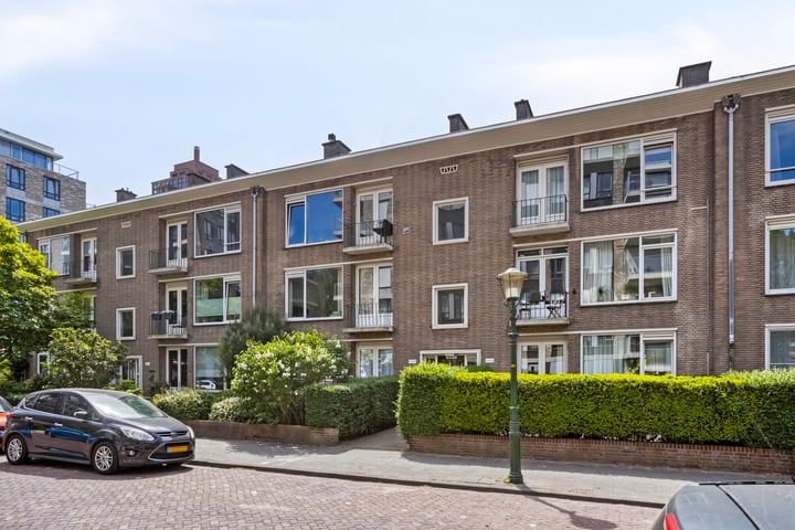 Wilhelminastraat 129 in 's-Gravenhage foto