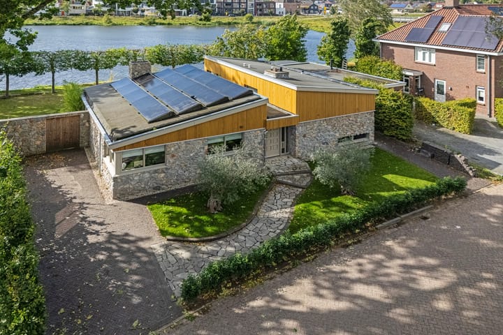 Willebrandt van Oldenburgstraat 5a in Hardenberg foto