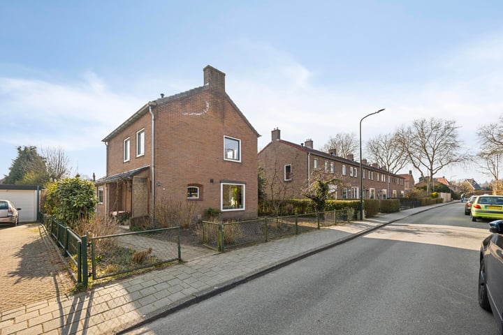 Willebrordweg 2A in Renkum foto