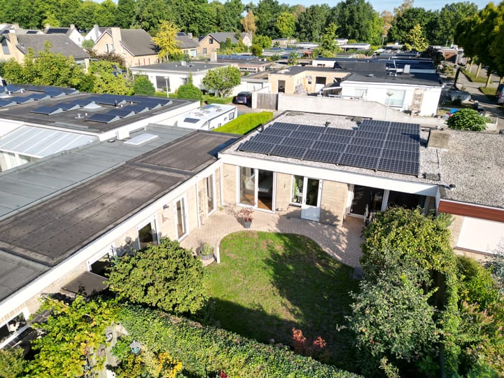 Willem-Alexanderpark 27 in Best foto