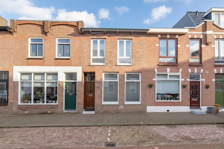 Willem Barendszstraat 6 in IJmuiden foto