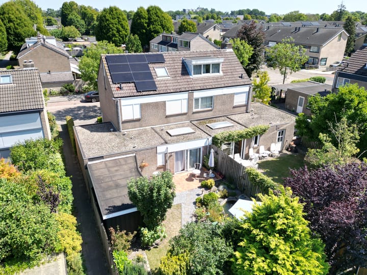 Willem Barendszstraat 9 in Best foto