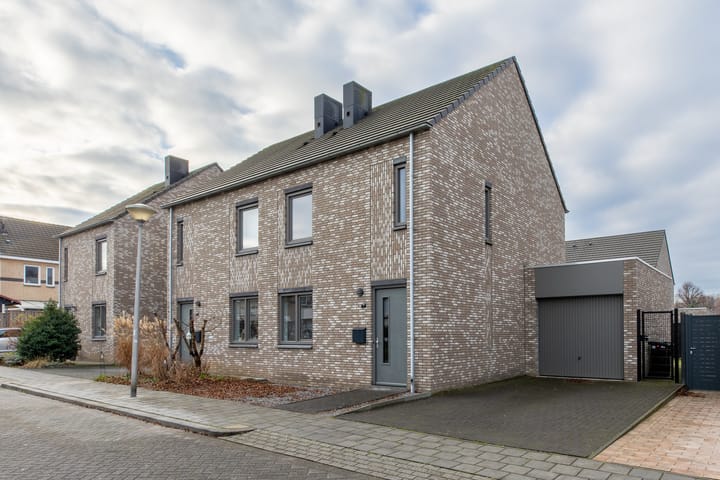 Willemselaan 7 in Eygelshoven foto