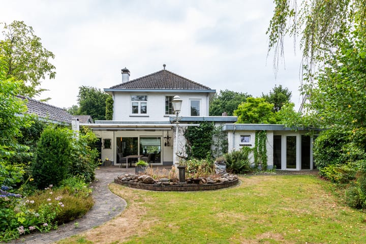 Willibrorduslaan 67 in Waalre foto