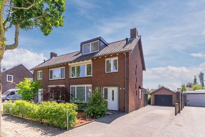 Willibrordusstraat 27 in Diessen foto