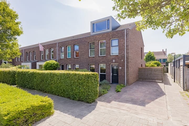 Wim Sonneveldlaan 22 in Beverwijk foto