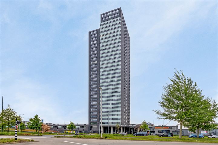 Winkelcentrum Woensel 220 in Eindhoven foto