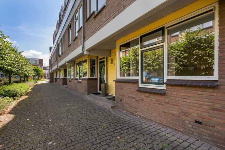 Winkelhoeve 16 in Vlaardingen foto