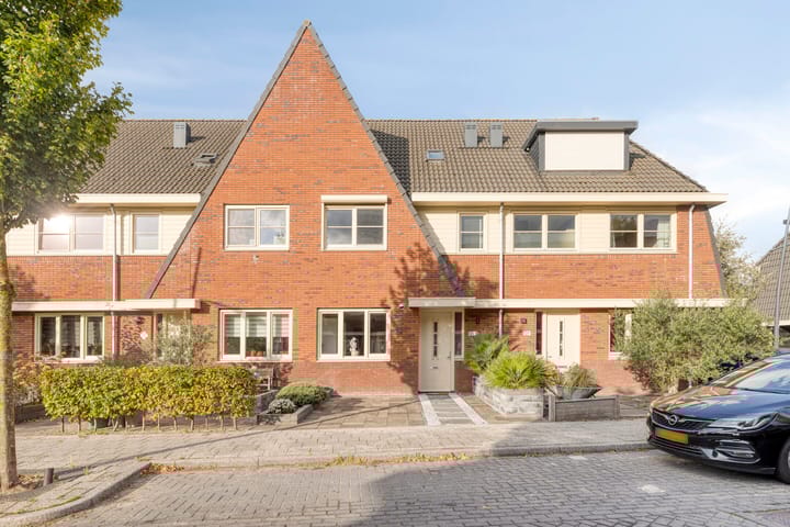 Witte Ring 121A in Assendelft foto