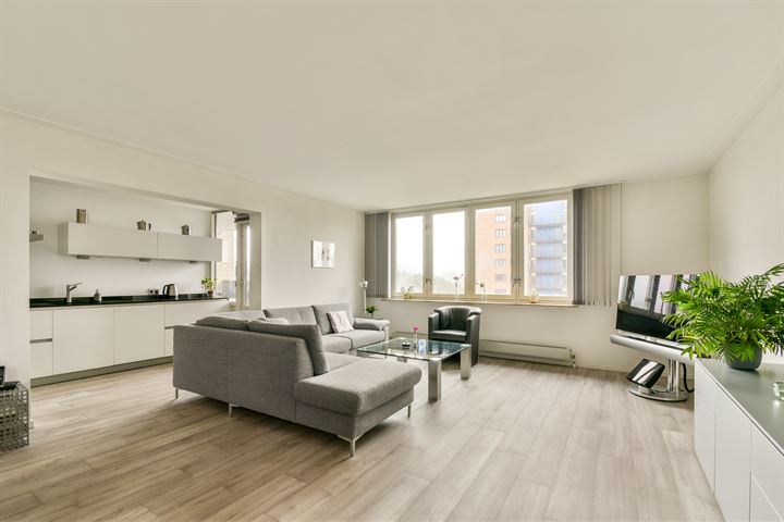 Wittgensteinlaan 126 in Amsterdam foto