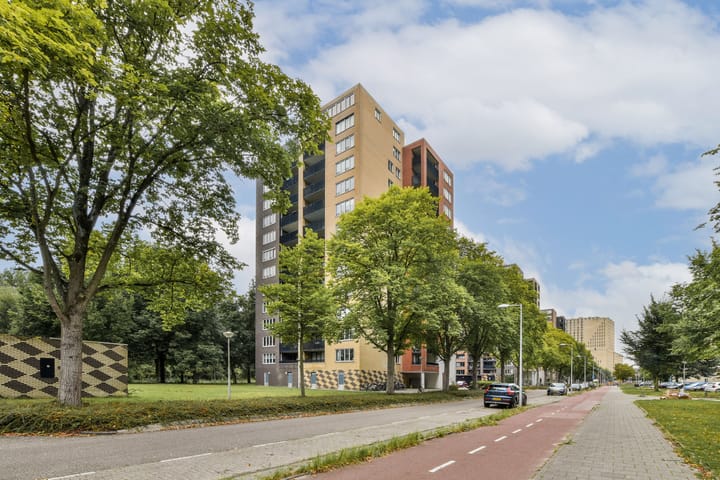 Wittgensteinlaan 134 in Amsterdam foto