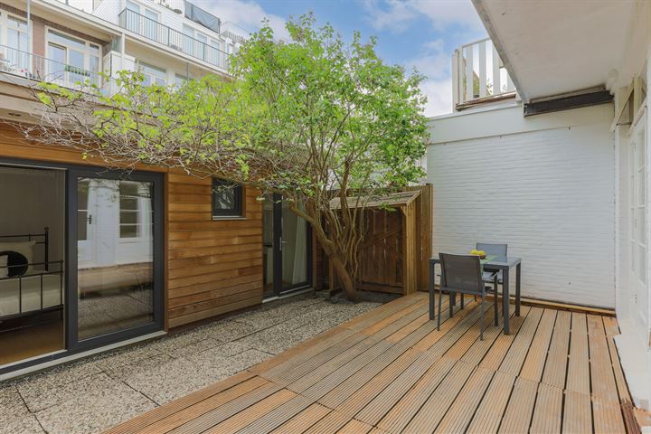 Woestduinstraat 144-H in Amsterdam foto